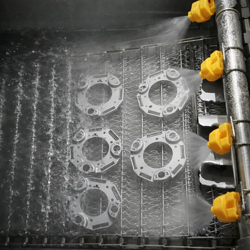 Руководство по выбору поверхностно-активного вещества: 4 ключевых параметра промышленной очистки